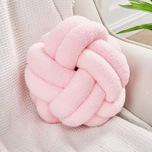 Knot Pillow